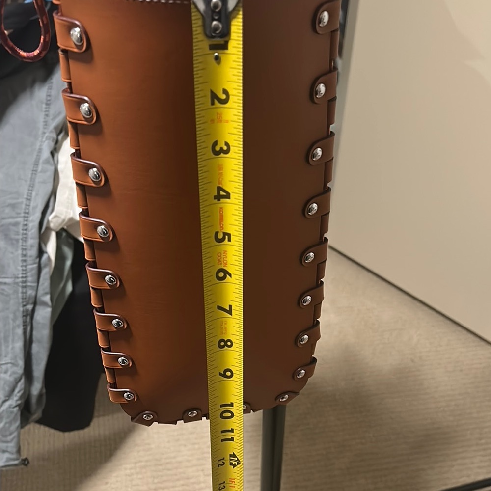 Coach Large Rivet Tote Bag - Picture 5 of 9